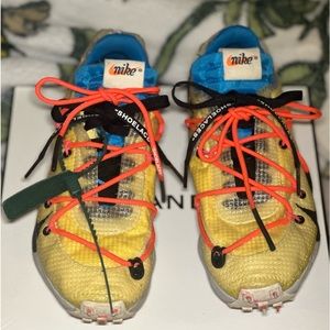 Nike Vapor Street
Off-White Tour Yellow